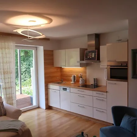 Im Rosentraum Mit Privater Terasse Apartment