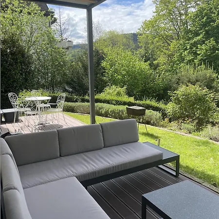 Rose Garden Retreat Private Terrace