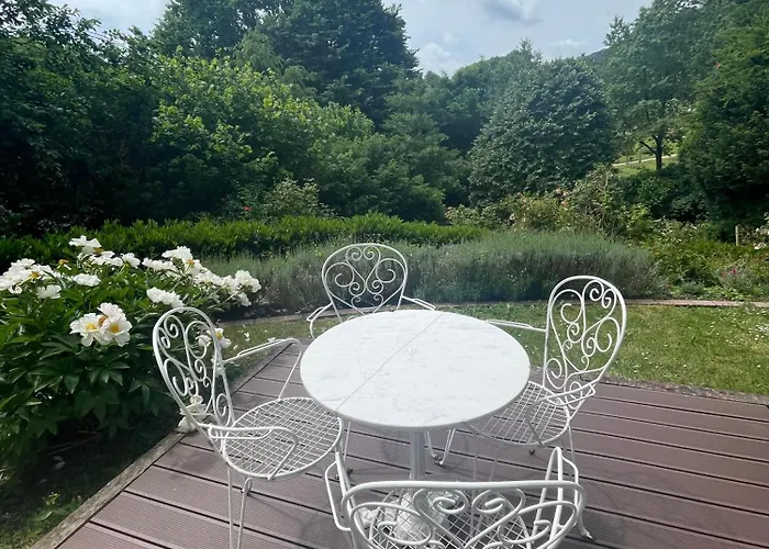 アパート Rose Garden Retreat Private Terrace *